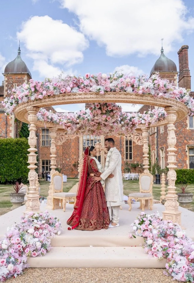Asian Wedding at North Mymms Park in Hatfield, Hertfordshire