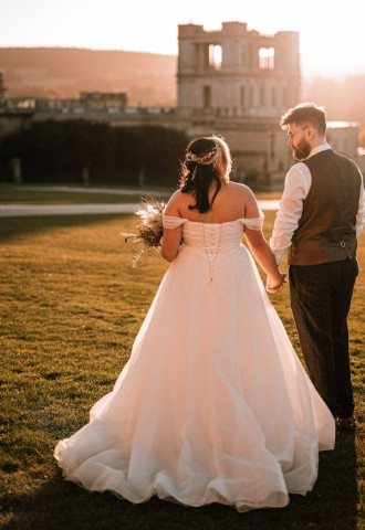 wed2b Designer Bridal Outlet in Swansea