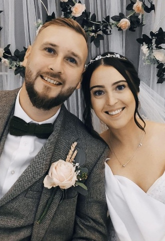 Wedding Celebrant & Wedding planer H & T Buckinghamshire Wedding