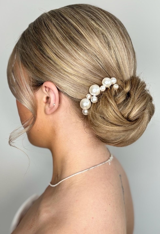 Brides hair up