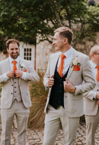 groomsmen