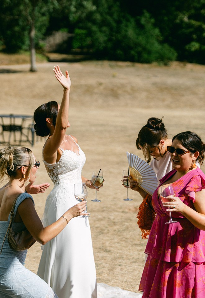 The Bride and Her Leading Ladies 
