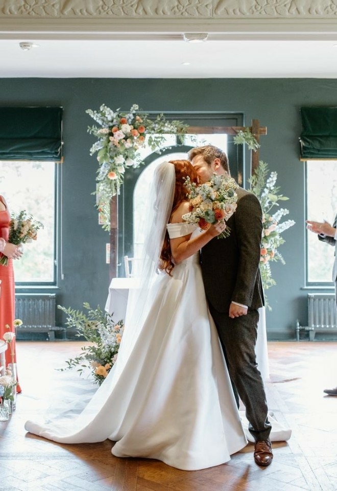 First Kiss, Wedding Ceremony, Bride and Groom, Wedding Day
