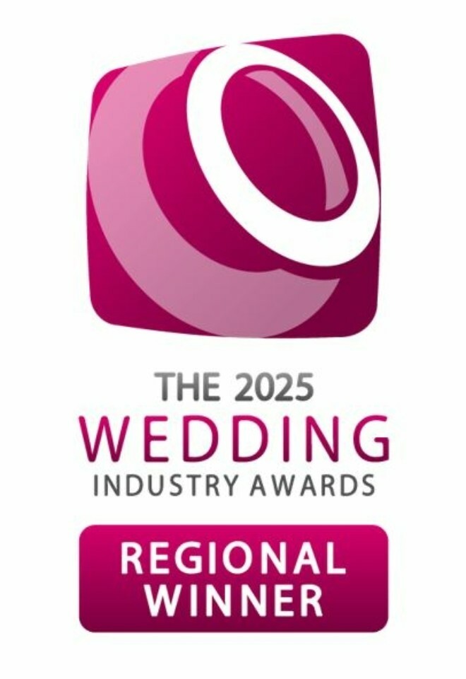 Celebrations by Suzi- Award winning Wedding Celebrant - Oxfordshire -Berkshire-personal -wedding ceremonies-1