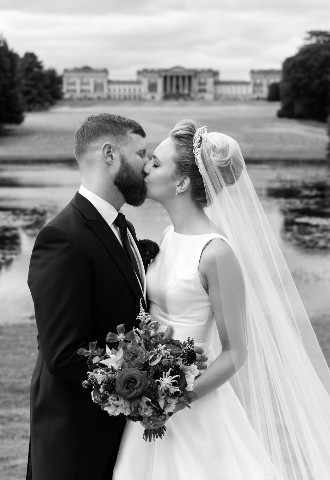 Buckinghamshire wedding photographer