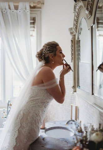 Berwick Lodge Lydia Deluxe Suite Bathroom Bride Getting Ready Dressing Room