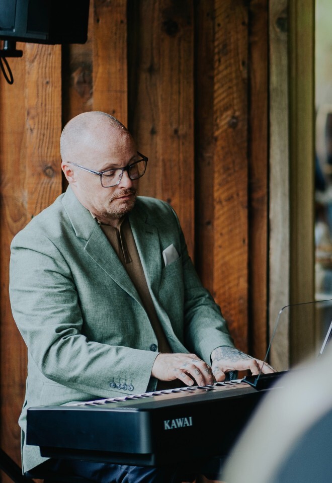 Rob playing piano