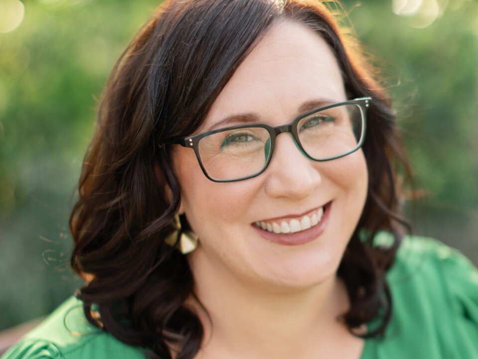 Shannon Tarrant Headshot
