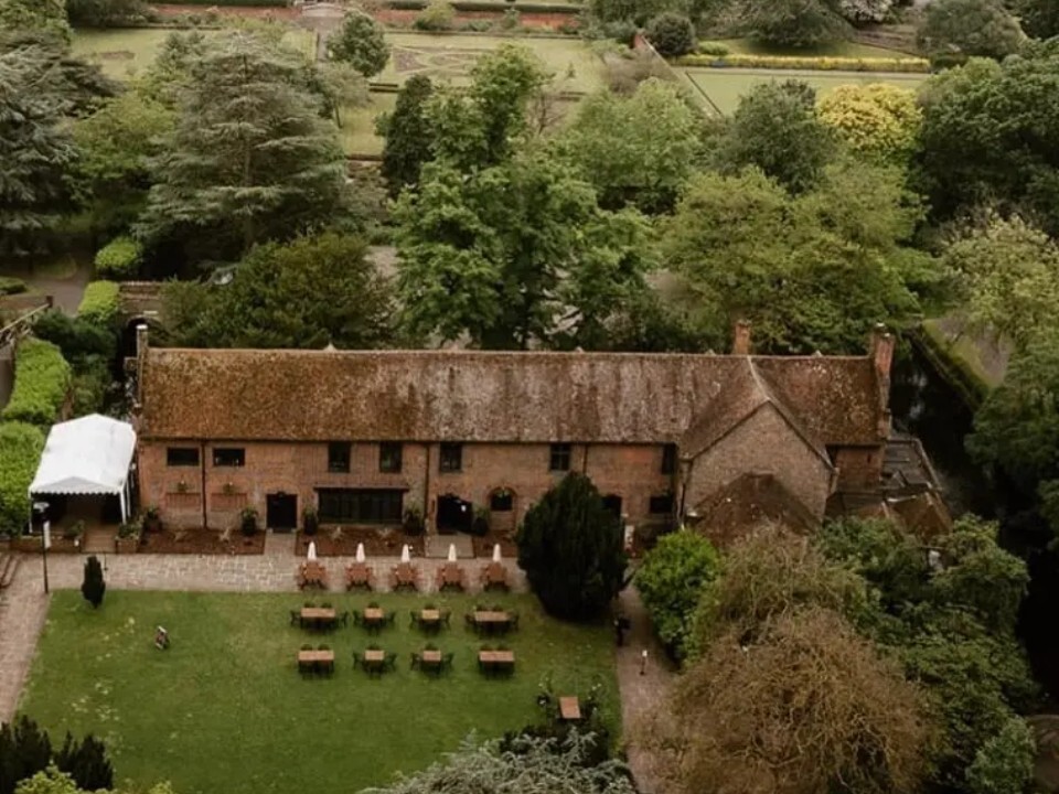 Exterior of Barn venue in daylight 