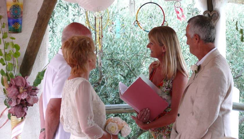 Celebrant Spain, Celebrants & Toastmasters in Overseas