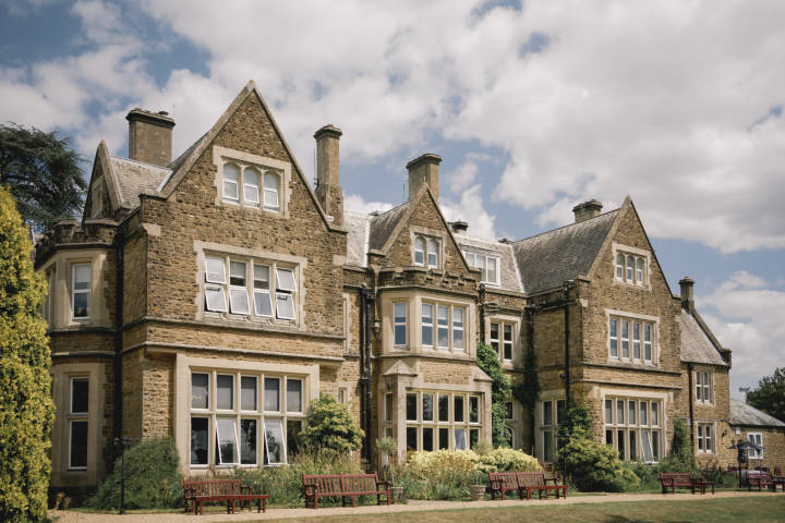 Hartsfield Manor Venues in Surrey