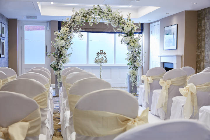 Windsor Lounge Wedding Ceremony