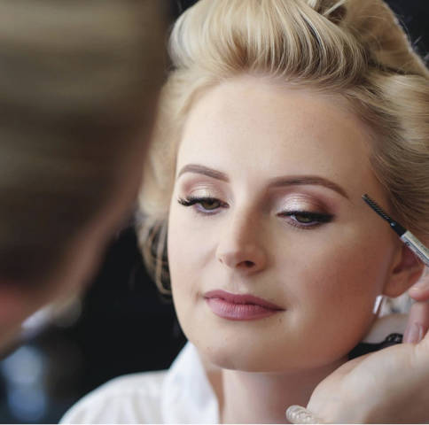 Laura Carroll Makeup Artistry Beauty, Hair & Make-up in Buckinghamshire