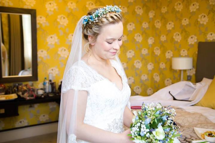 halo braid wedding hair