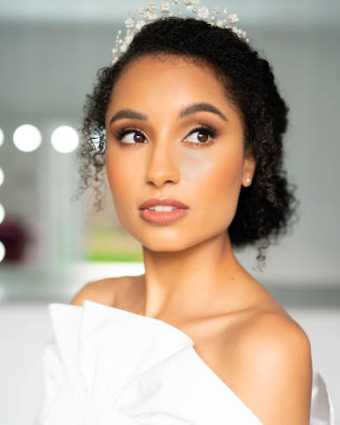 Laura Carroll Makeup Artistry Beauty, Hair & Make-up in Buckinghamshire
