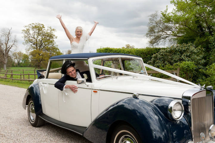 Something Borrowed Wedding Cars, Cars and Horse Drawn Carriages in Oxfordshire