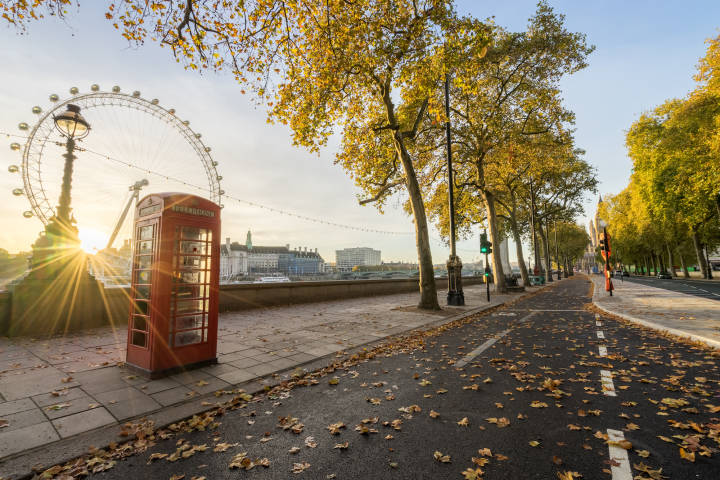Golden Tours Transport in Central London