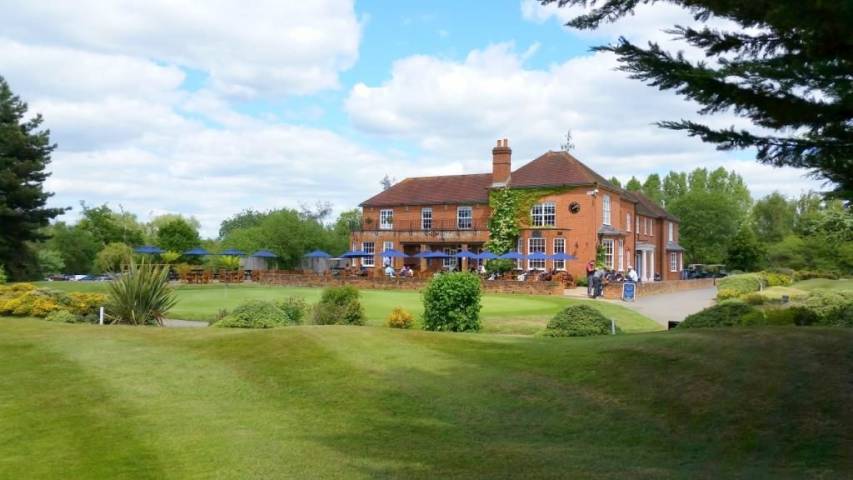 Sand Martins Golf Club, Venues in Berkshire