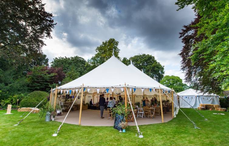 Traditional Canvas Maquee