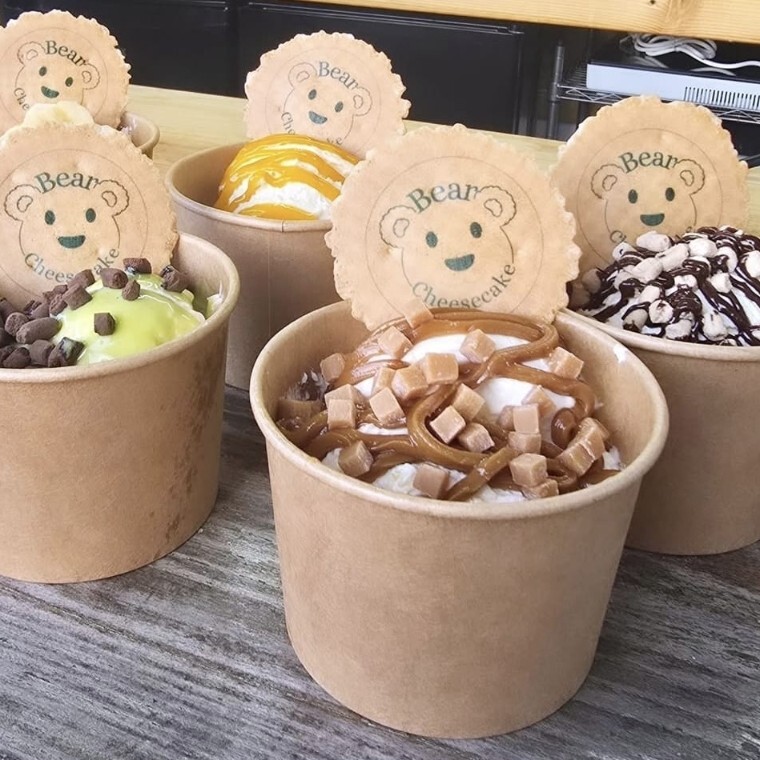 5 cheesecake pot options showing some of the available flavours