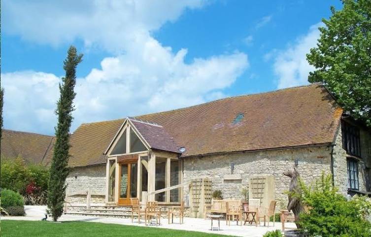 The Notley Tythe Barn, Venues in Buckinghamshire
