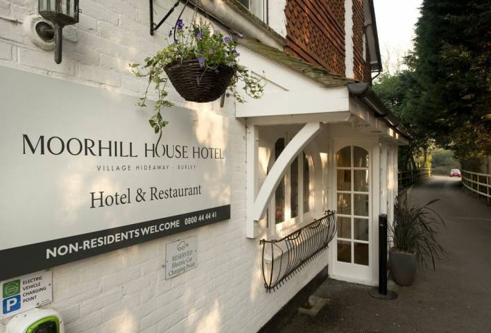 Moorhill House Hotel, Guest Accommodation in Hampshire