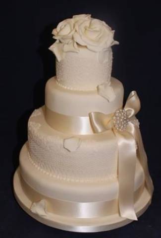 Gardners Bakery,Cakes, Fountains and Sweet Treats in Northamptonshire