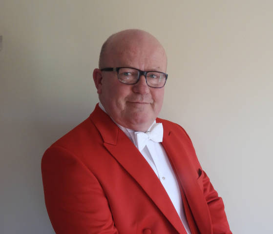 Toastmaster John Celebrants & Toastmasters in Surrey