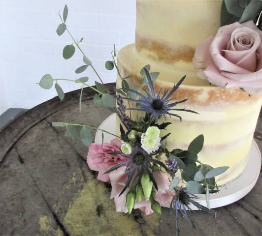 Lisa Adams Cakes Cakes and Sweet Treats in Buckinghamshire