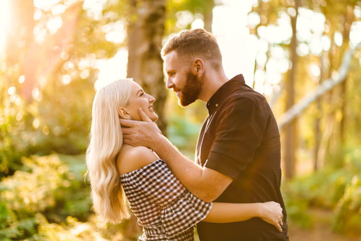 Engagement Photographer - Laura Jayne Photographer