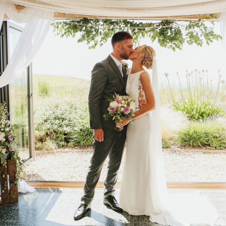 Wedding Couple at Bedruthan Hotel