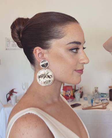 Sally Crouch Celebrity Makeup and Hair Artist Beauty, Hair & Make-up in Oxfordshire