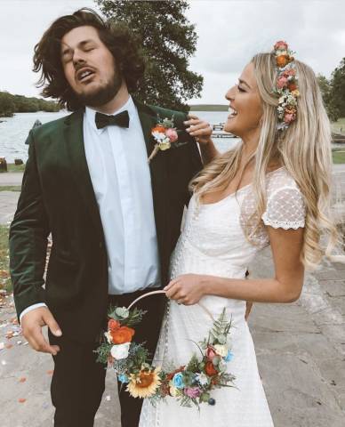 relaxed boho wedding