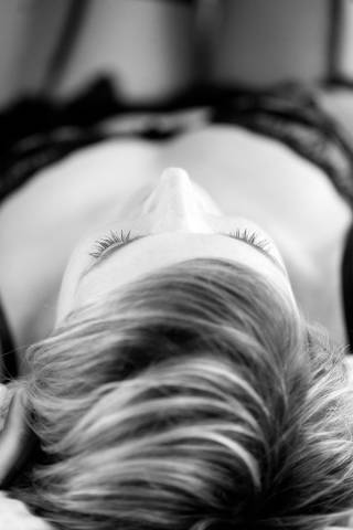 Ellie Sanderson Boudoir Photography, Photographers in Buckinghamshire