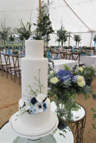 Lisa Adams Cakes Cakes and Sweet Treats in Buckinghamshire