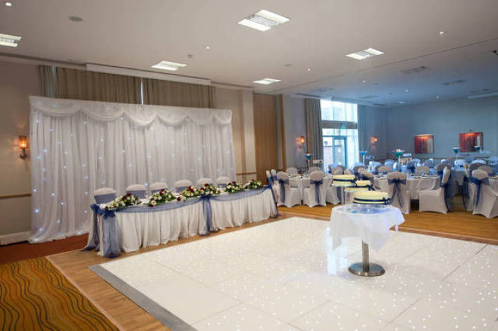 De Vere Cotswold Water Park,Venues in Gloucestershire