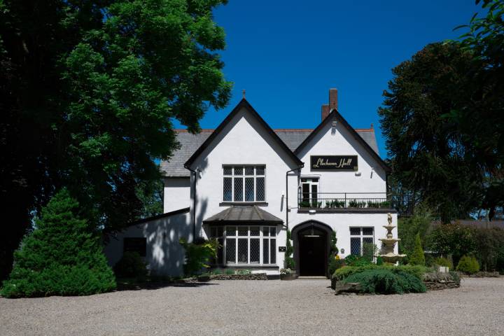 Llechwen Hall Hotel,Venues in South Wales