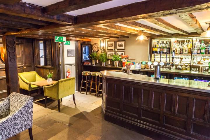 Villiers Hotel Wedding Venue,Guest Accommodation in Buckinghamshire