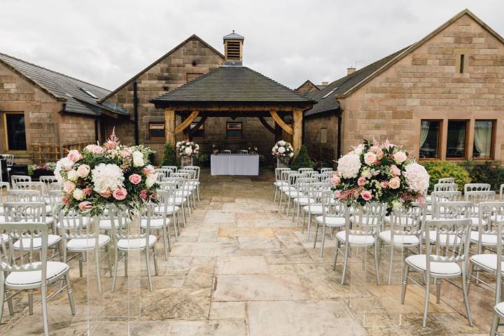 Outdoor ceremony Under The Pagoda