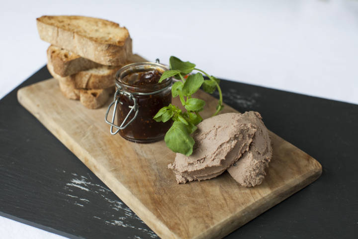 Asperion Hillside Hotel,Venues in Surrey