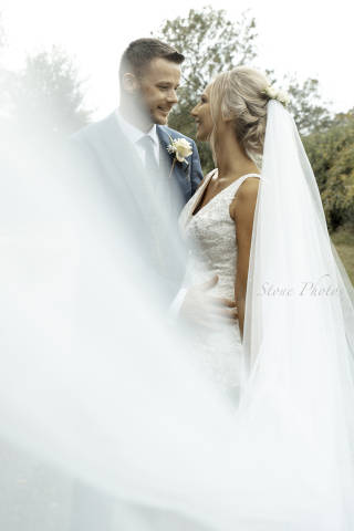 Stone Photos Wedding Photographer in Berkshire, Buckinghamshire, Surrey, Bride, Relaxed, natural, candid, Groom, Love, Couple, Portraits, veil