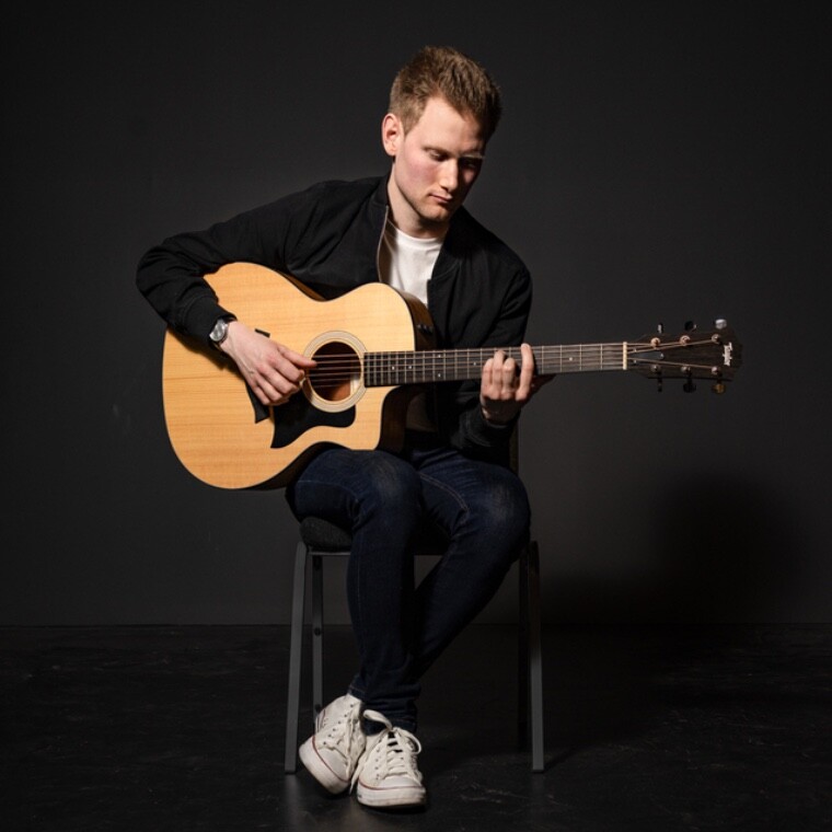 Jamie Felton, wedding guitarist