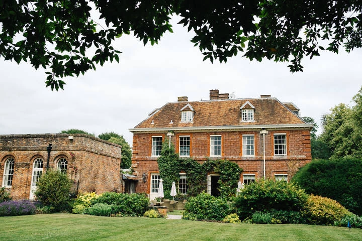 Lainston House Wedding Venue in Hampshire – Outdoor Ceremony