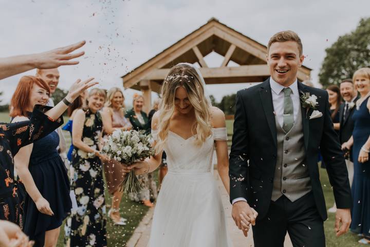 Eden Wedding Barn © Louise Anna Photography