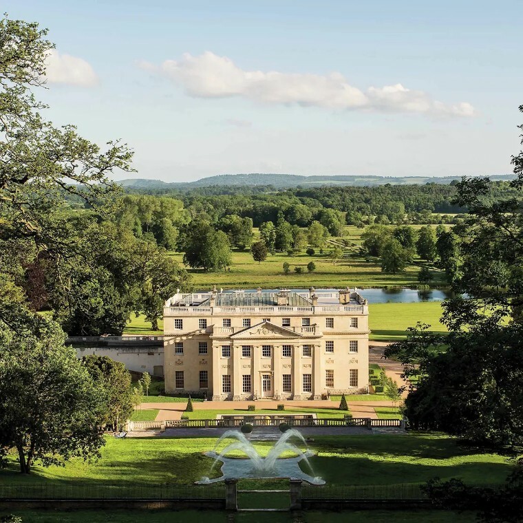 Benham Park Wedding Venue with stunning grounds in Newbury Berkshire