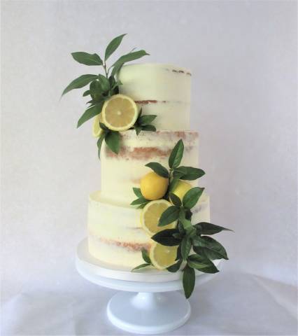 Lisa Adams Cakes Cakes and Sweet Treats in Buckinghamshire