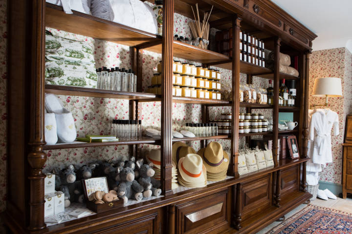 Airelles Gordes, La Bastide,Venues in Overseas