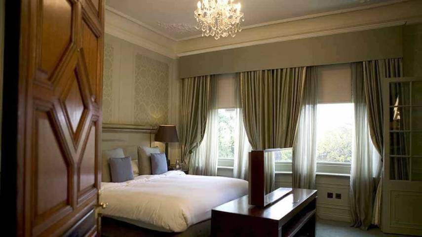 Woodlands Park Hotel,Guest Accommodation in Surrey