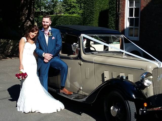 Quaint and Quirky Motor Company,Cars & Horse Drawn Carriages in Oxfordshire