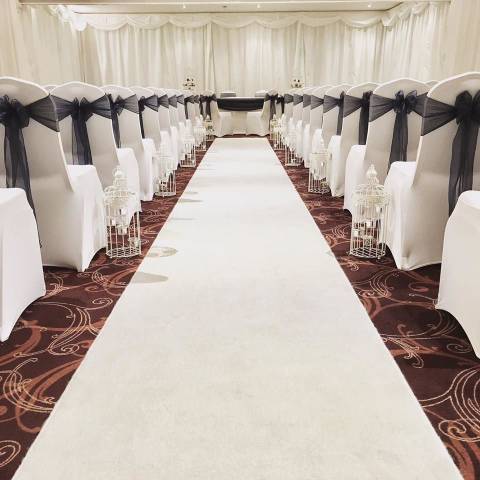 Deans Chair Covers,Venue Decorations & Furniture Hire in Northamptonshire